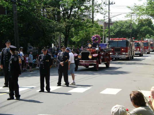 Memdayparade 055.jpg (1148750 bytes)