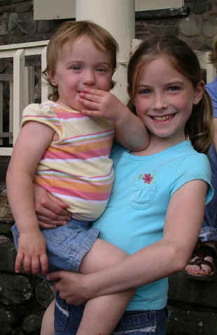 PMay06 543.jpg (1079020 bytes)