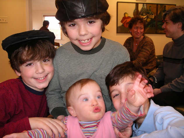 Paisleyd05 070.jpg (2764678 bytes)